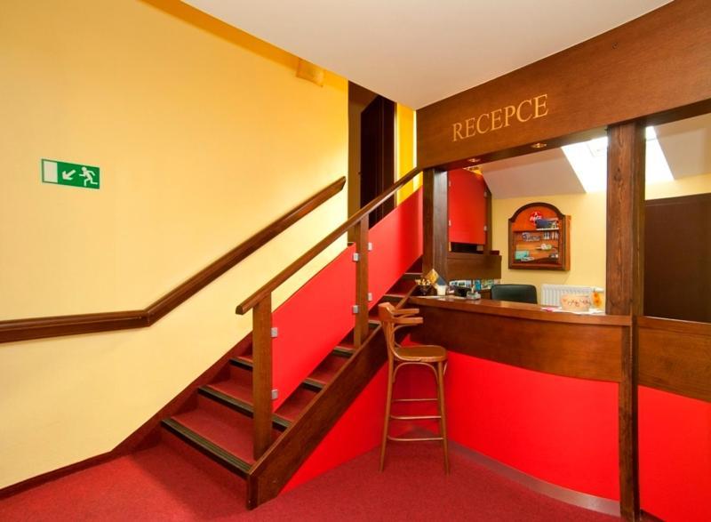 Hotel U Zlatého býka Písek Exterior foto