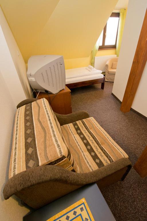 Hotel U Zlatého býka Písek Habitación foto